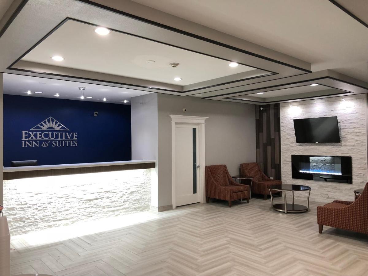 Executive Inn And Suites Joaquin Kültér fotó